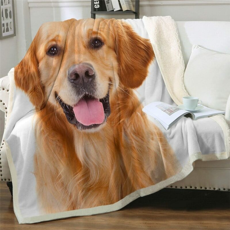 Plaid polaire doublé motif chien sur un canapé